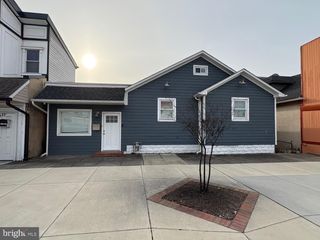 413 EASTERN BLVD, Essex, MD 21221