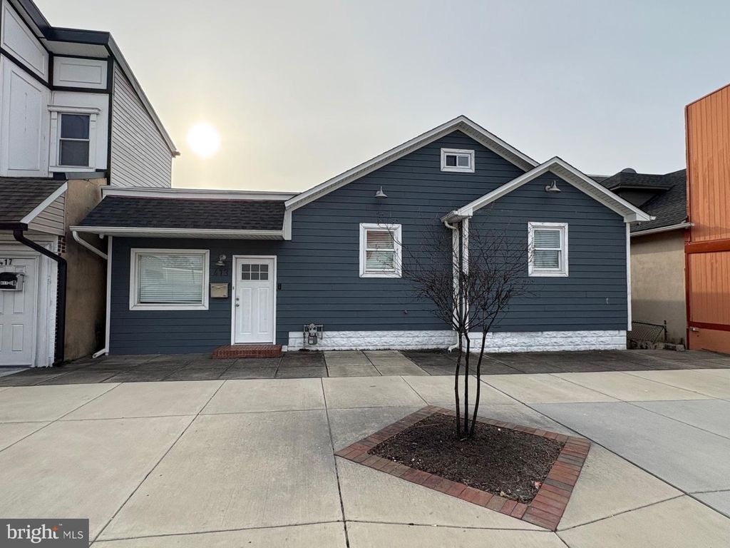 413 EASTERN BLVD, Essex, MD 21221