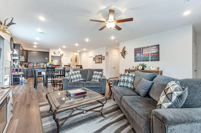 1946 Chief Street, Bryan, TX 77807