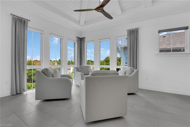 6585 Dominica DR 201, Naples, FL 34113
