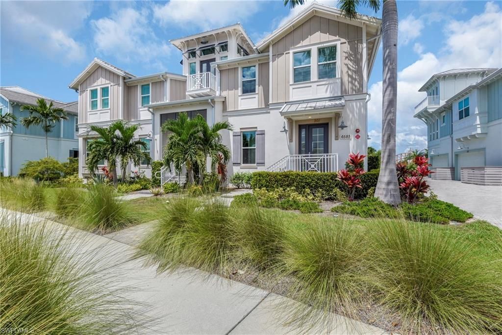 6585 Dominica DR 201, Naples, FL 34113