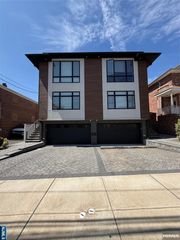 232 E Columbia Avenue A, Palisades Park, NJ 07650
