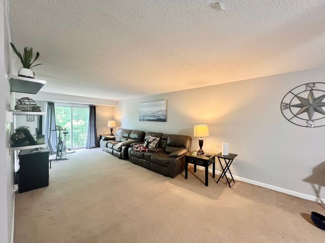 1506 Gorham Street 304, Lowell, MA 01852