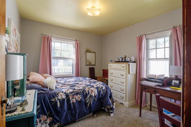 512 MECH STREET, Green Bay, WI 54302