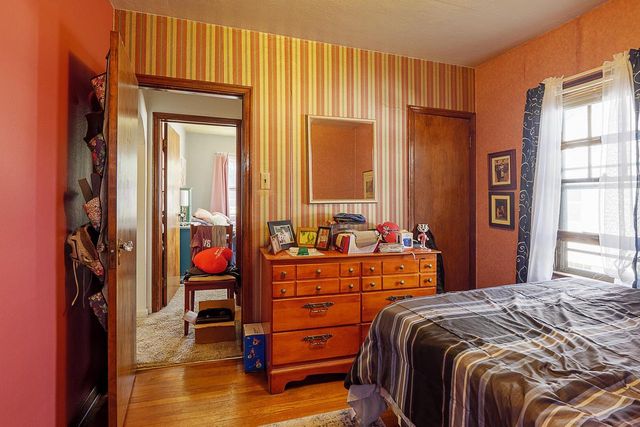 512 MECH STREET, Green Bay, WI 54302