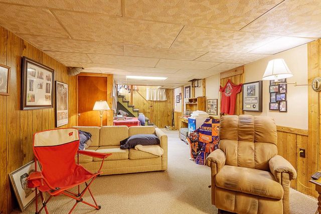 512 MECH STREET, Green Bay, WI 54302