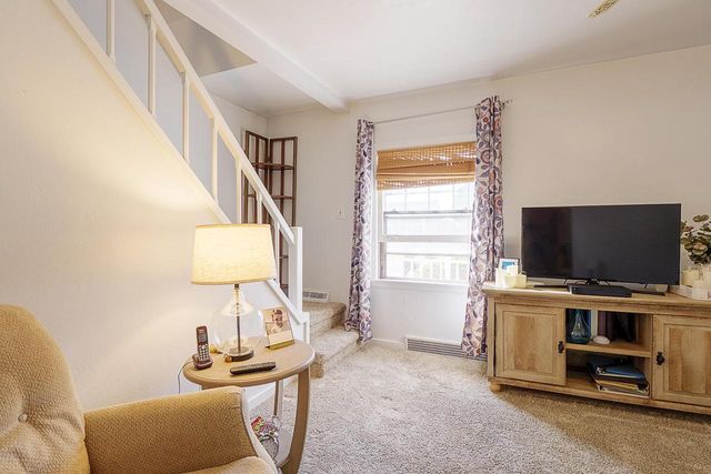 512 MECH STREET, Green Bay, WI 54302