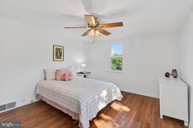 226 SANDRA RD, Wilmington, DE 19803