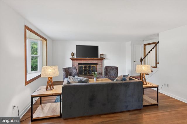 226 SANDRA RD, Wilmington, DE 19803