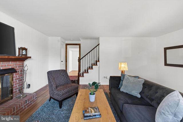 226 SANDRA RD, Wilmington, DE 19803