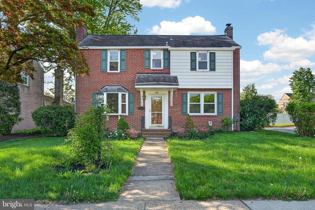 226 SANDRA RD, Wilmington, DE 19803