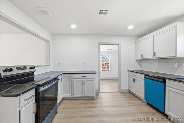 815 N Wilson Avenue, Sand Springs, OK 74063