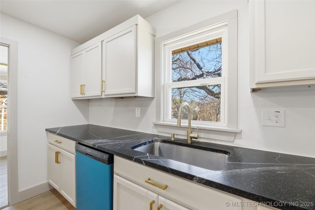 815 N Wilson Avenue, Sand Springs, OK 74063