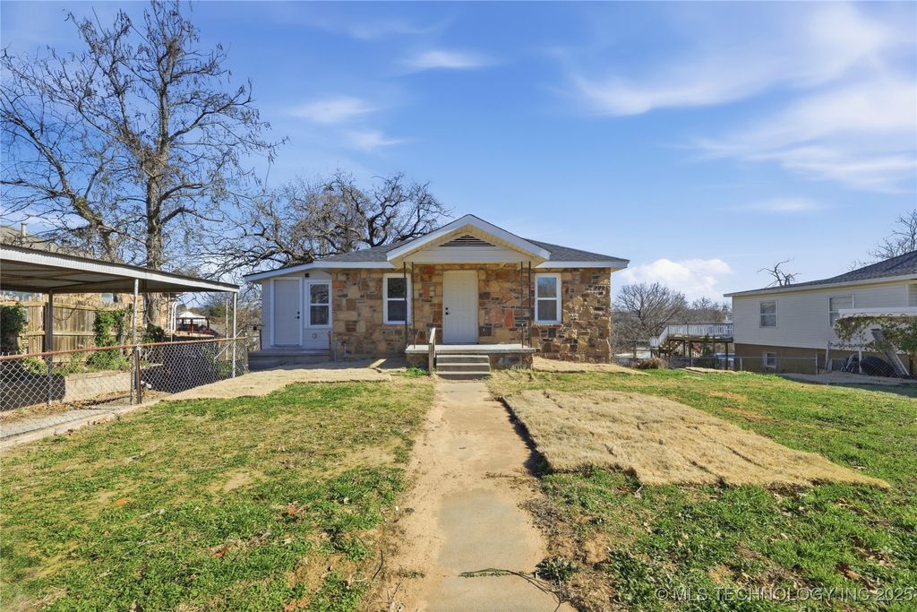 815 N Wilson Avenue, Sand Springs, OK 74063