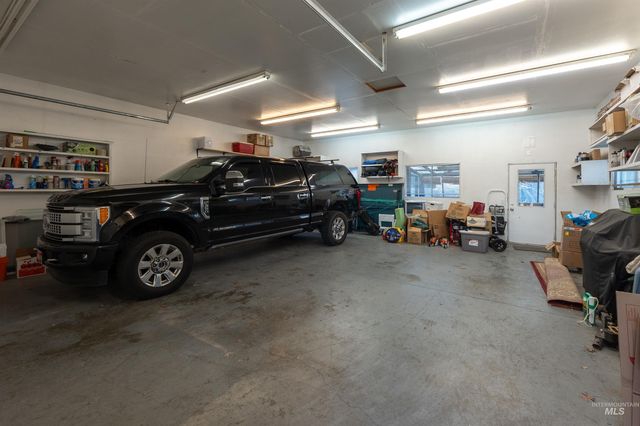 4917 Mountain View Dr, Boise, ID 83704