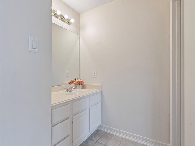 6210 Ballina Canyon Lane, Houston, TX 77041