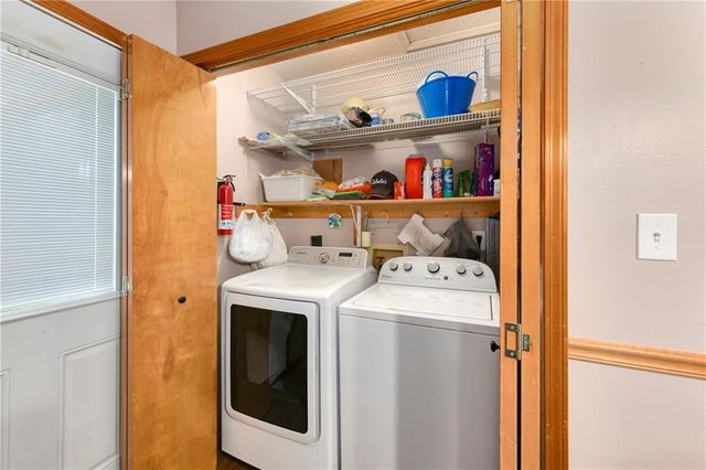 502 S Poseidon Way, Raymore, MO 64083