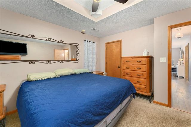 502 S Poseidon Way, Raymore, MO 64083