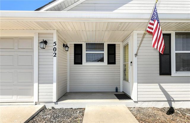 502 S Poseidon Way, Raymore, MO 64083