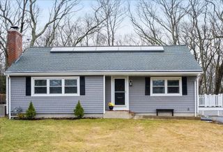7 Cote St, Attleboro, MA 02703