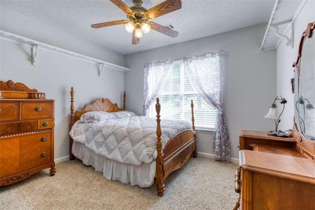 4234 Timber Trace Road, Loganville, GA 30052