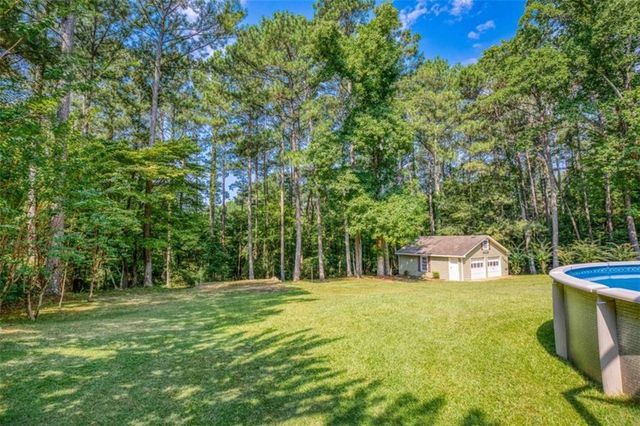 4234 Timber Trace Road, Loganville, GA 30052
