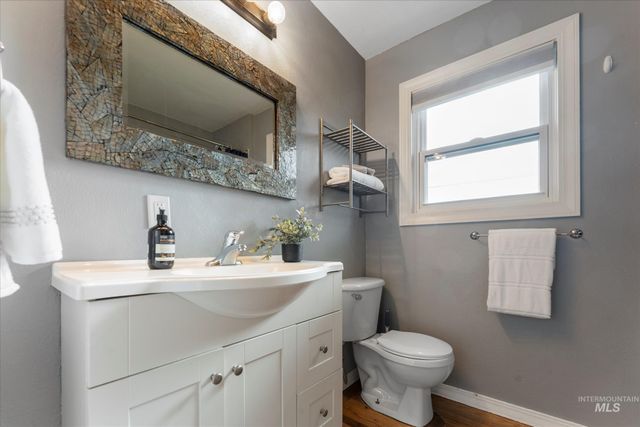 718 S Opal St, Boise, ID 83705