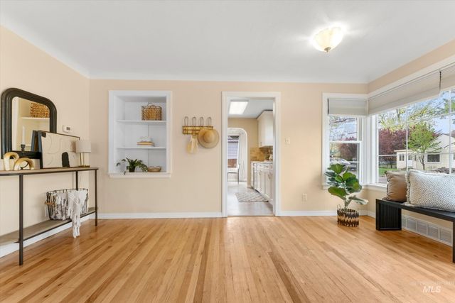 718 S Opal St, Boise, ID 83705