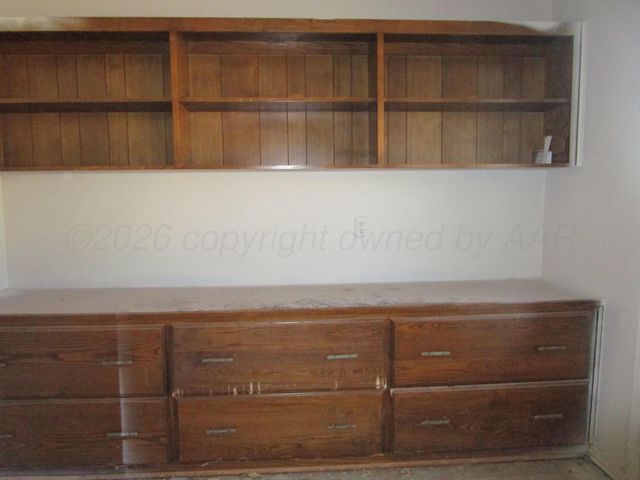 601 ALAMO Street, Claude, TX 79019