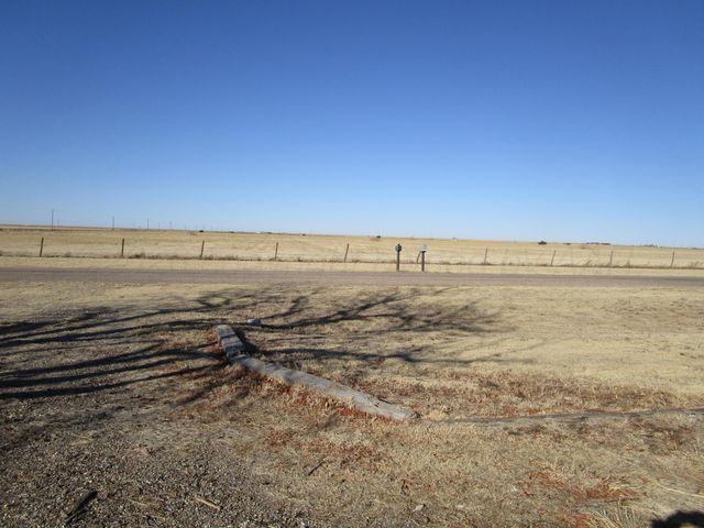 601 ALAMO Street, Claude, TX 79019