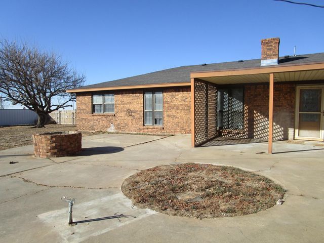 601 ALAMO Street, Claude, TX 79019