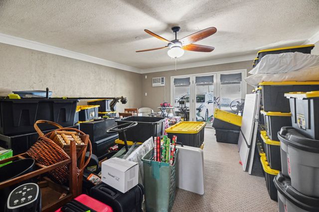 750 Greenhill Lane, Grand Prairie, TX 75052