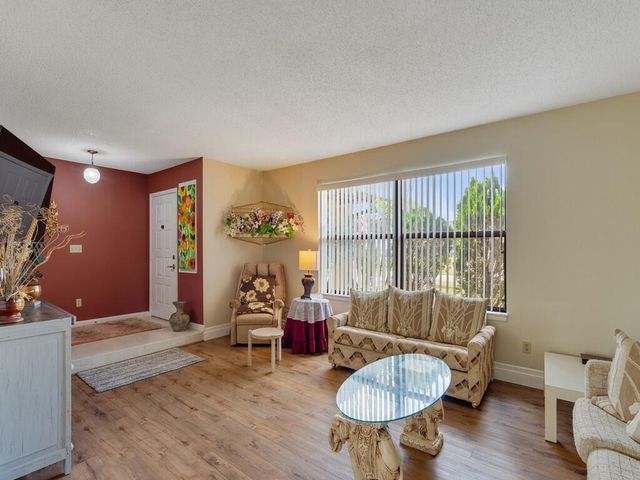 2543 SE Price Court, Port St. Lucie, Port St Lucie, FL 34953