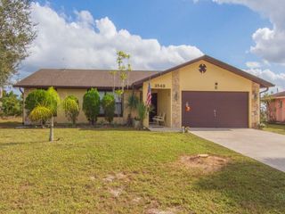 2543 SE Price Court, Port St. Lucie, Port St Lucie, FL 34953