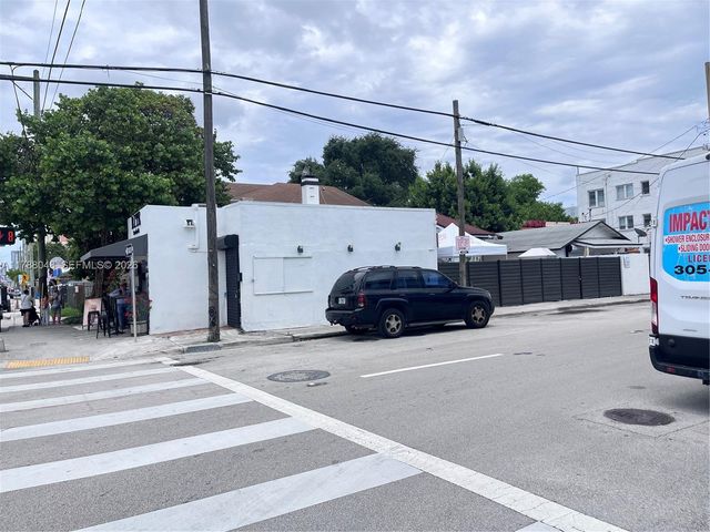 1574 SW 1st Street, Miami, FL 33135