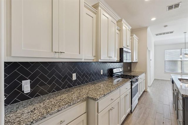 8412 NW 158th Street, Edmond, OK 73013