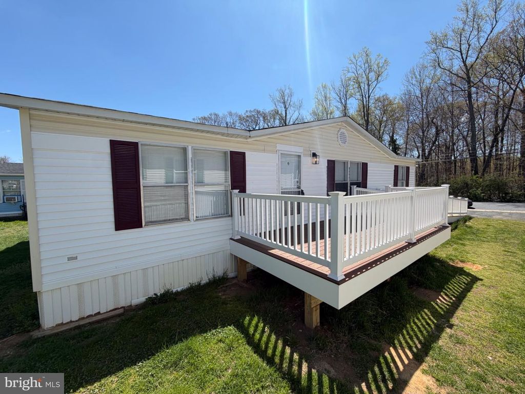 Image 1 of property listing at 227 FOREST GREEN RD, Aberdeen, MD 21001