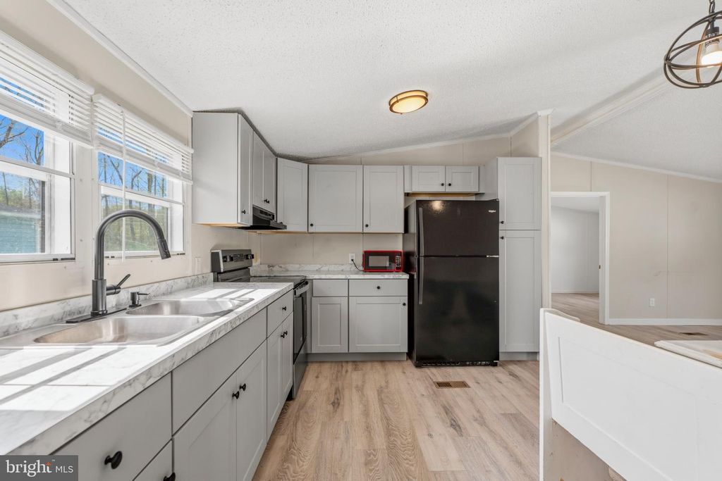 Image 14 of property listing at 227 FOREST GREEN RD, Aberdeen, MD 21001