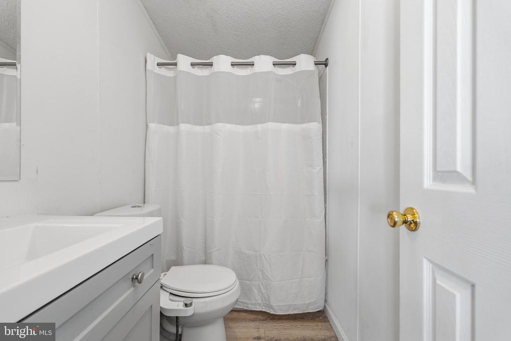 Image 18 of property listing at 227 FOREST GREEN RD, Aberdeen, MD 21001