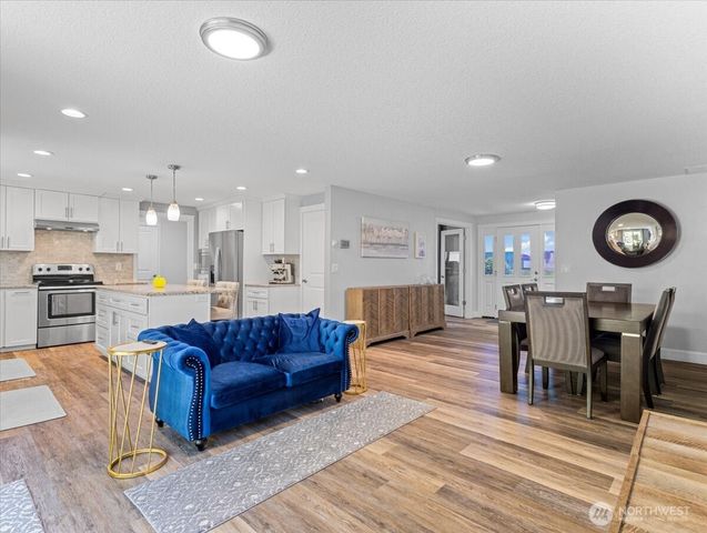 18004 NE 18th Street, Vancouver, WA 98684