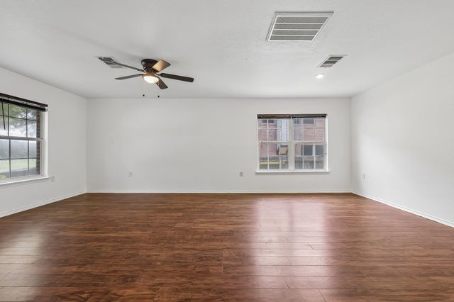 7658 Marble Ridge DR, Austin, TX 78747