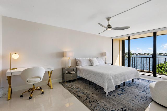 130 Lakeshore Drive 323, North Palm Beach, FL 33408