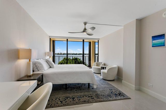 130 Lakeshore Drive 323, North Palm Beach, FL 33408