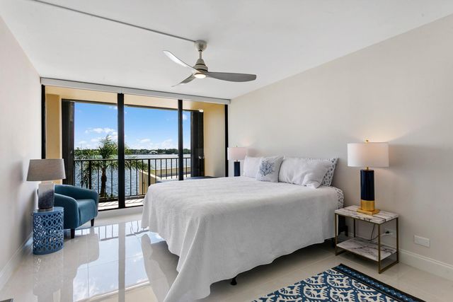 130 Lakeshore Drive 323, North Palm Beach, FL 33408
