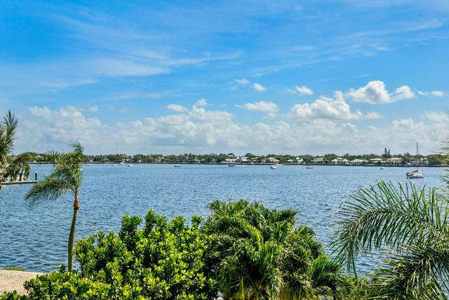 130 Lakeshore Drive 323, North Palm Beach, FL 33408