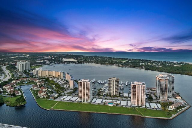 130 Lakeshore Drive 323, North Palm Beach, FL 33408