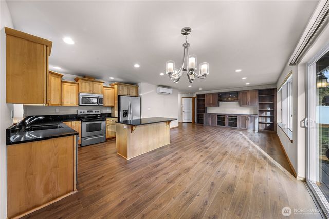 1989 Virginia Avenue, Coupeville, WA 98239