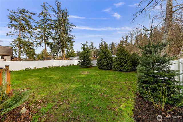 1989 Virginia Avenue, Coupeville, WA 98239