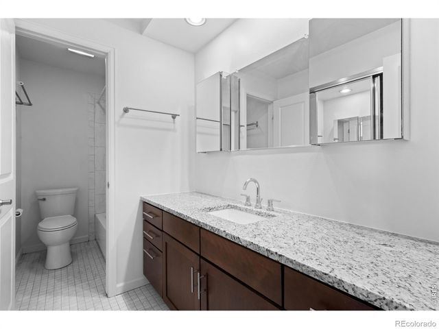 3120 Corona Trail 206, Boulder, CO 80301