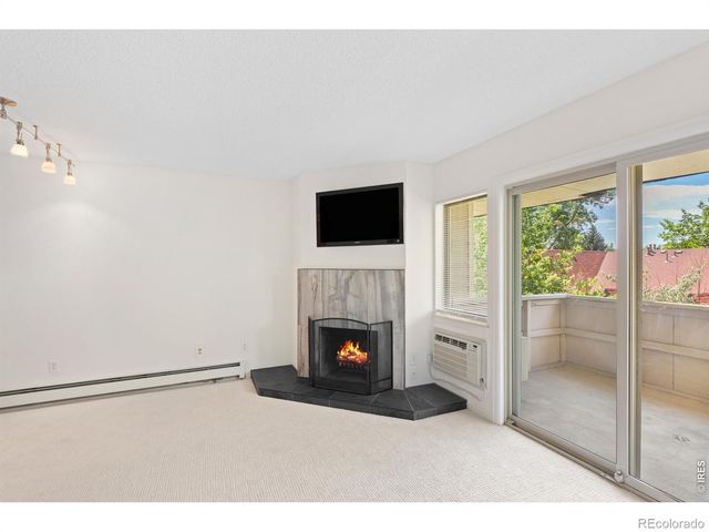 3120 Corona Trail 206, Boulder, CO 80301